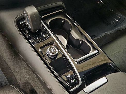 Used 2024 Volvo S60 T8 Core w/ Climate Package image 42