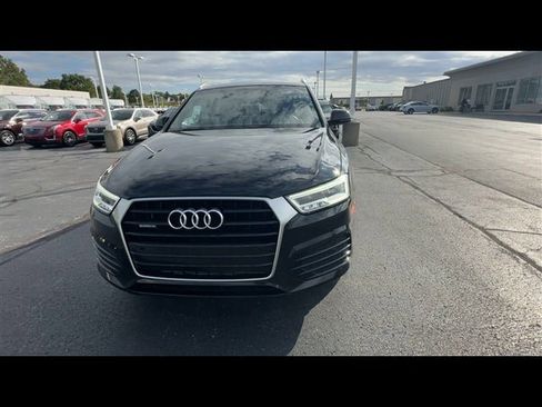 Used 2018 Audi Q3 2.0T Premium Plus w/ Premium Plus Package image 3
