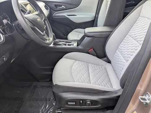 Used 2019 Chevrolet Equinox LS w/ LS Convenience Package image 13