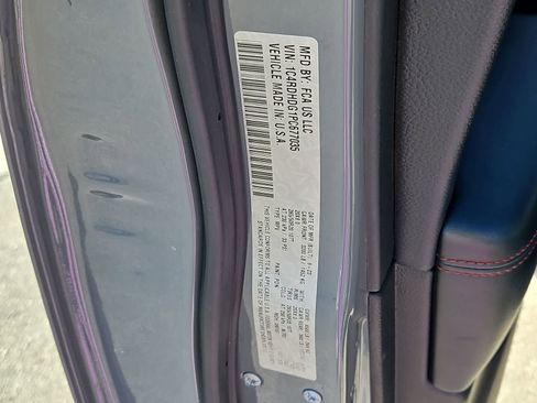 Used 2023 Dodge Durango GT image 35