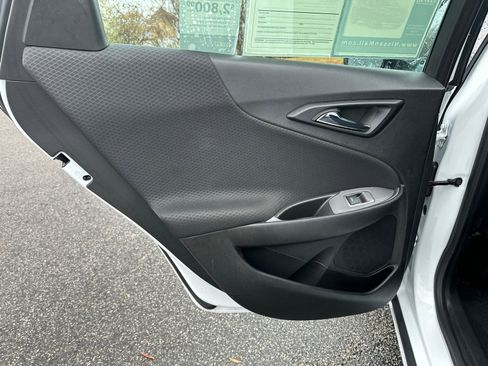 Used 2024 Chevrolet Malibu LT image 21