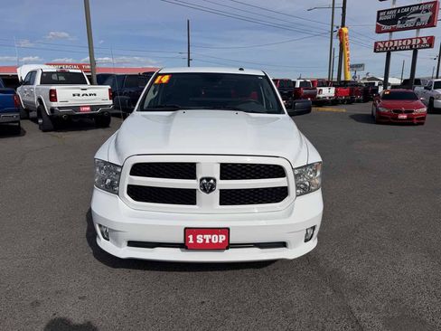 Used 2014 RAM 1500 Express RWD image 2