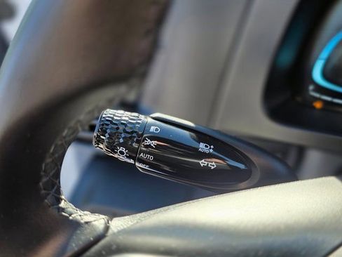 Certified 2025 Hyundai Elantra Sport image 31