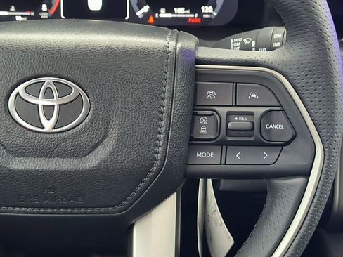 New 2026 Toyota 4Runner Limited AWD/4WD image 28