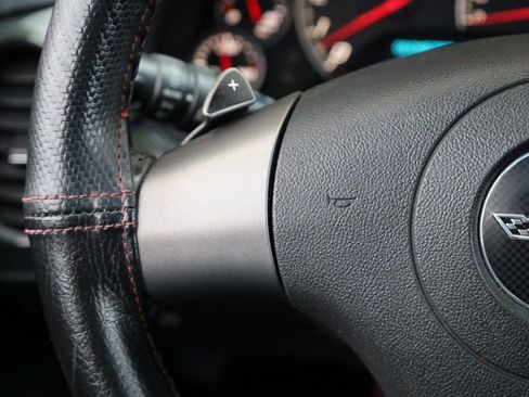 Used 2006 Chevrolet Corvette Coupe w/ Preferred Equipment Group image 21