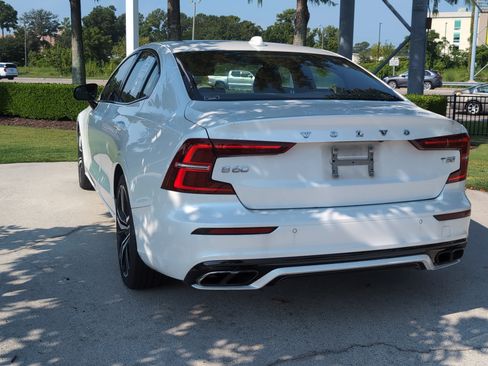 Used 2019 Volvo S60 T5 R-Design FWD image 8