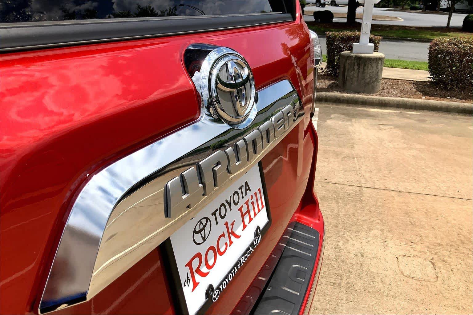 Used 2021 Toyota 4Runner Limited AWD/4WD image 33