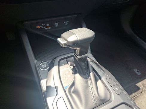 New 2026 Kia K4 FWD image 10