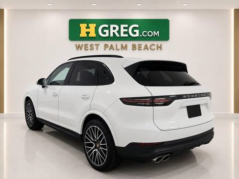 Used 2021 Porsche Cayenne S w/ Premium Package Plus AWD/4WD image 2