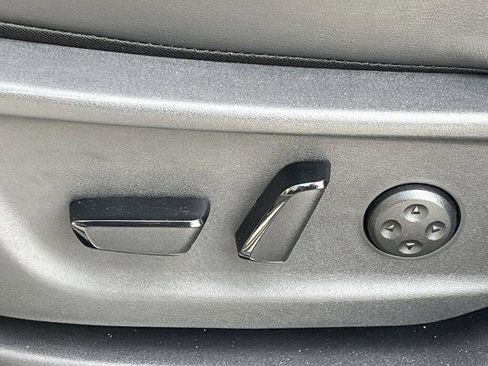 Certified 2023 Nissan Ariya AWD image 17