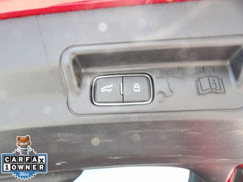 Certified 2022 Ford Explorer XLT w/ Equipment Group 202A RWD image 33