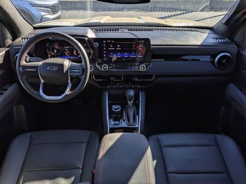 Used 2024 Chevrolet Colorado Z71 w/ Z71 Convenience Package 2 image 16