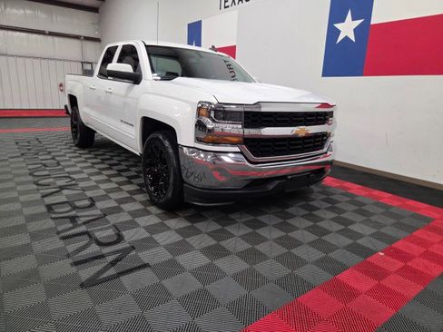 Used 2018 Chevrolet Silverado 1500 LT RWD image 15