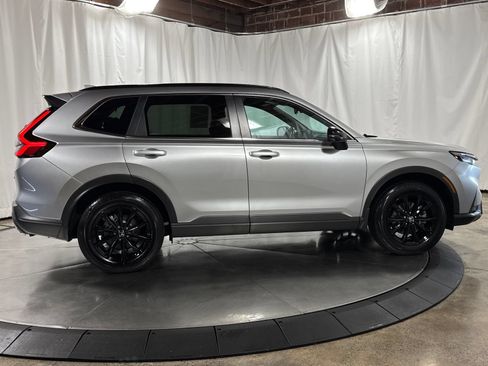 Certified 2025 Honda CR-V Sport image 6