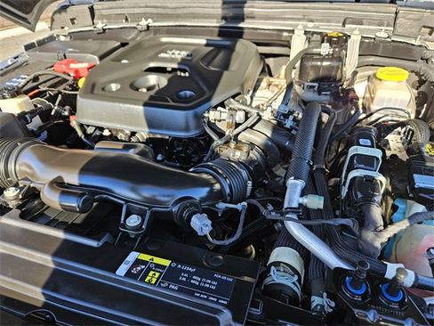 Used 2020 Jeep Wrangler Unlimited Sahara w/ Cold Weather Group image 17