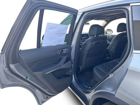 Used 2026 BMW X5 xDrive40i image 23