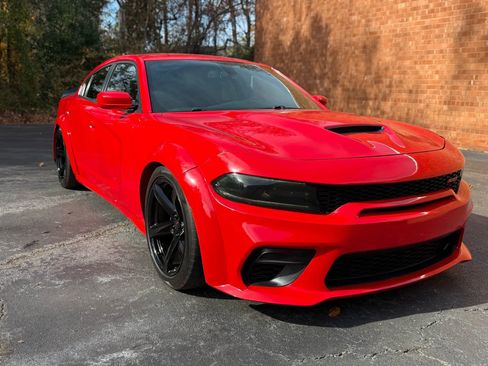Used 2019 Dodge Charger Scat Pack image 12