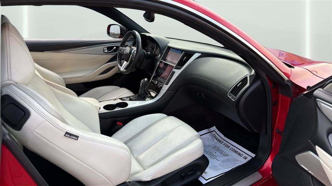 Used 2017 INFINITI Q60 Red Sport 400 RWD image 15