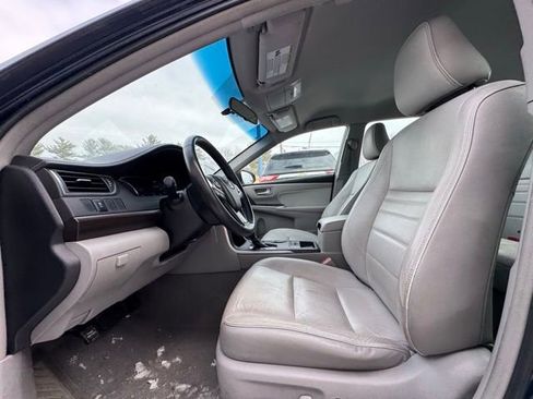 Used 2016 Toyota Camry XLE w/ Protection Package (Q2) image 10
