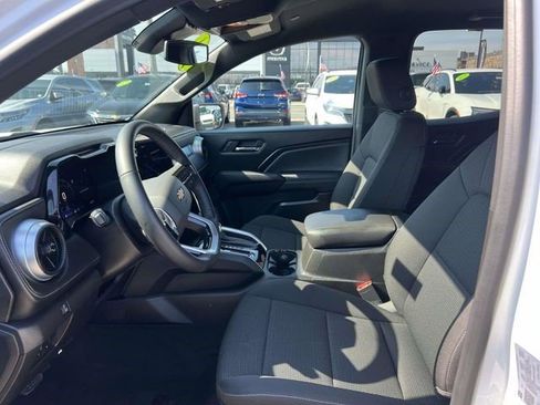 Certified 2024 Chevrolet Colorado LT w/ Advanced Trailering Package image 25