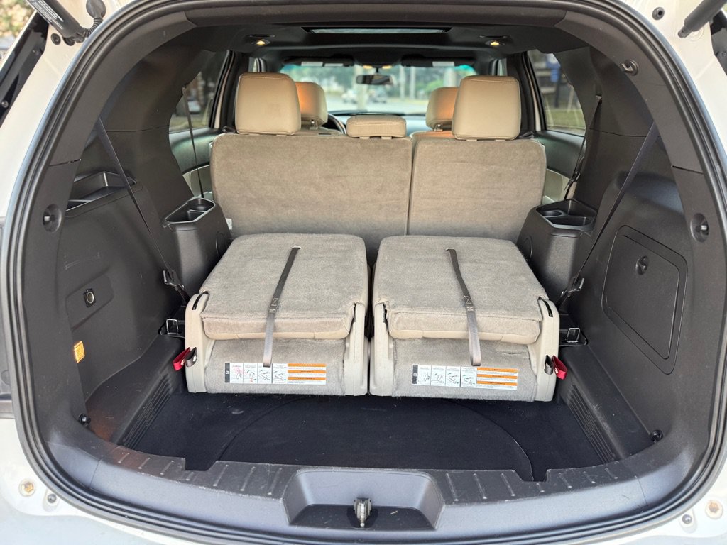 Used 2015 Ford Explorer XLT w/ Equipment Group 202A FWD image 24