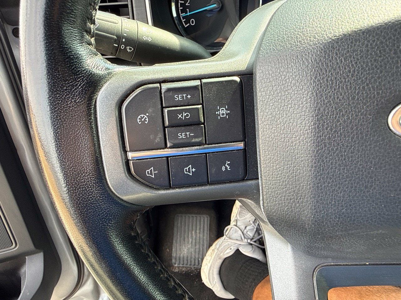 Used 2022 Ford F150 XLT w/ Equipment Group 302A High RWD image 27