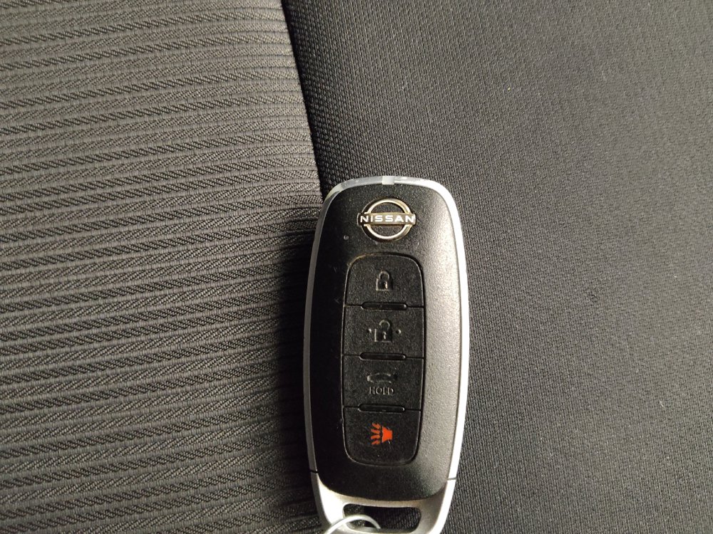 Used 2024 Nissan Sentra SV FWD image 32