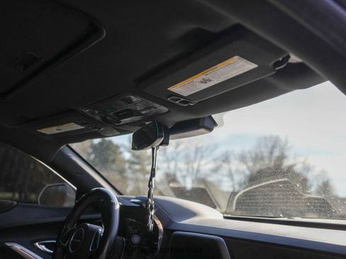 Used 2017 Chevrolet Camaro ZL1 image 26