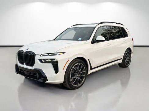 New 2027 BMW X7 xDrive40i w/ M Sport Package AWD/4WD image 7