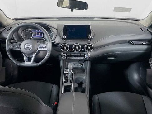 Certified 2025 Nissan Sentra SV FWD image 3