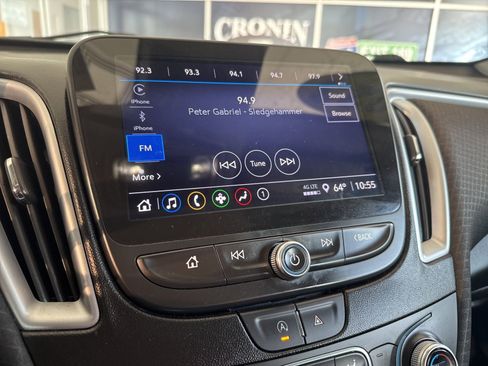 Used 2023 Chevrolet Malibu LT image 28