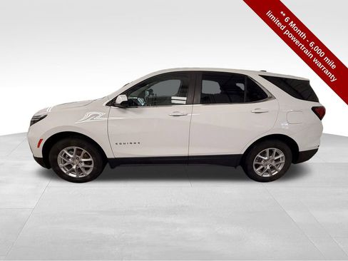 Used 2023 Chevrolet Equinox LT w/ Driver Convenience Package image 2