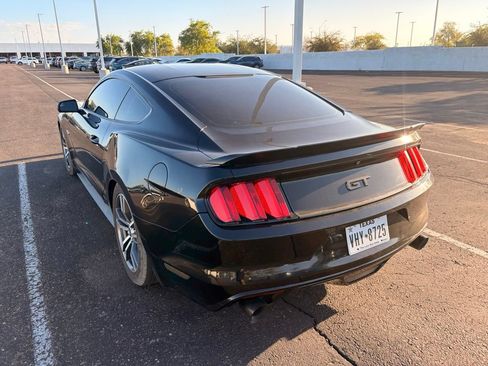 Used 2015 Ford Mustang GT RWD image 7