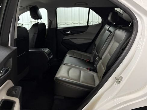 Used 2021 Chevrolet Equinox Premier FWD image 22