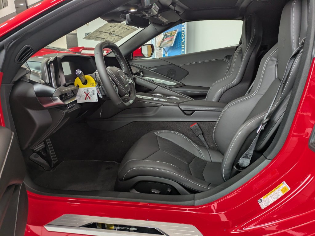 New 2026 Chevrolet Corvette Z06 RWD image 17