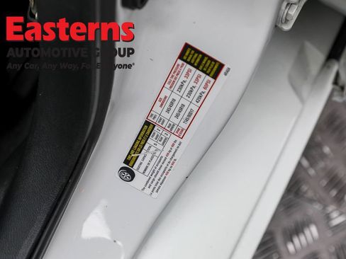 Used 2017 Nissan Maxima Platinum image 35