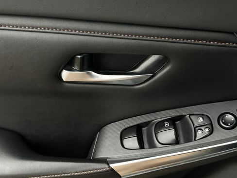 Used 2021 Nissan Sentra SR image 13