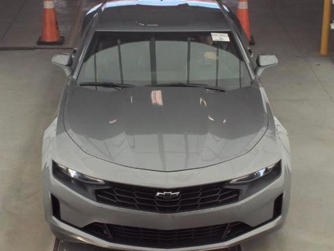 Used 2022 Chevrolet Camaro LT w/ Technology Package image 2