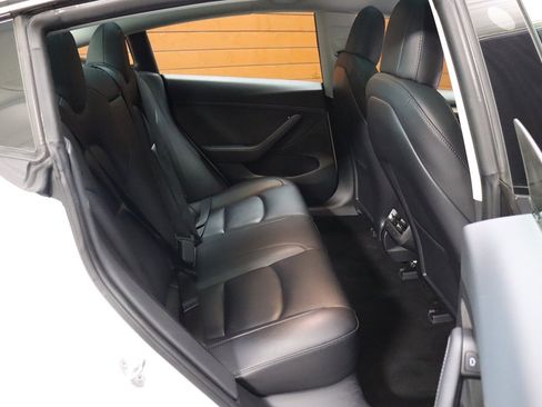 Used 2023 Tesla Model 3 Standard Range image 63