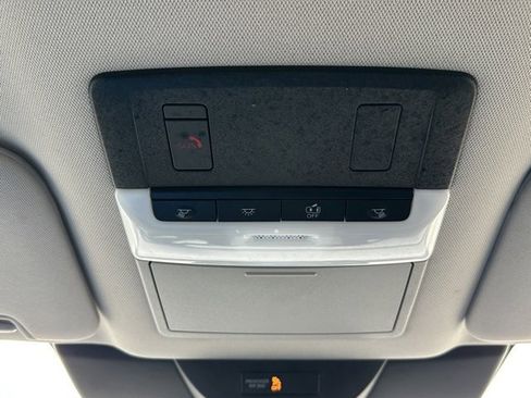 Certified 2023 Nissan Pathfinder SL image 33