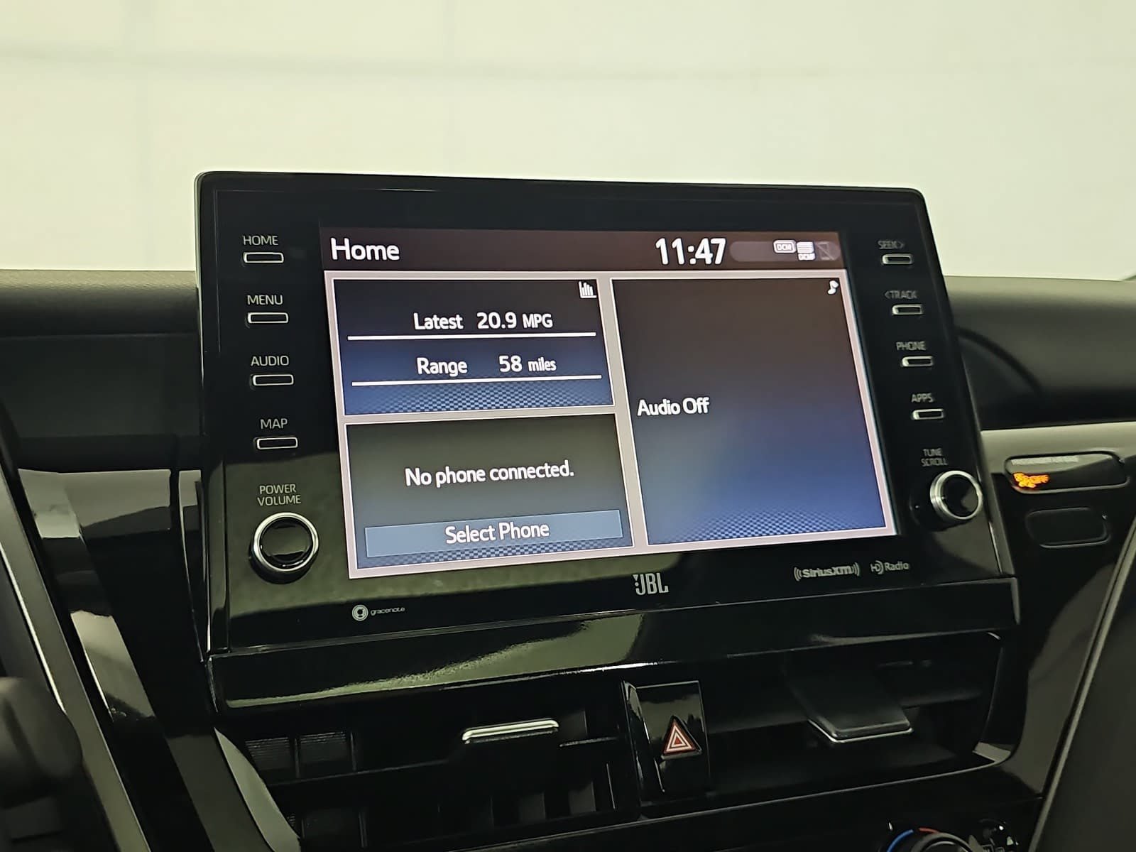 Used 2022 Toyota Camry XLE FWD image 20