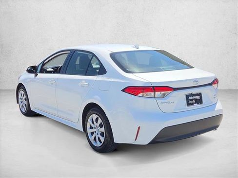 Certified 2026 Toyota Corolla LE FWD image 8