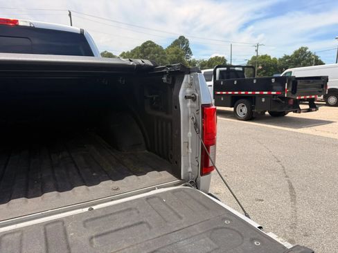 Used 2018 Ford F150 Lariat AWD/4WD image 13