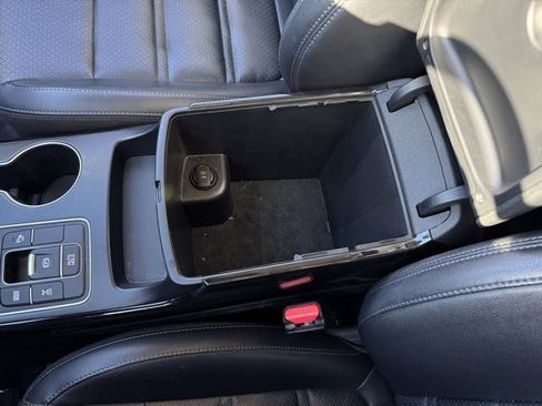 Used 2019 Kia Sorento EX image 23