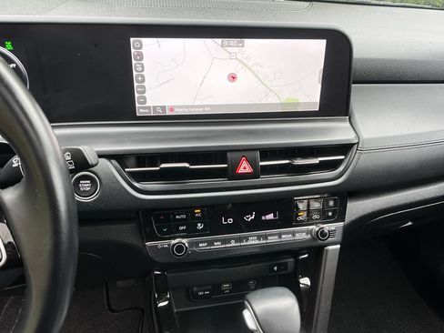 Used 2024 Kia Seltos EX AWD/4WD image 15