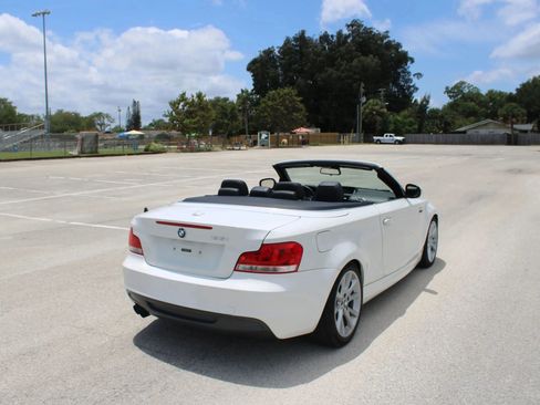 Used 2013 BMW 135i Convertible RWD image 33