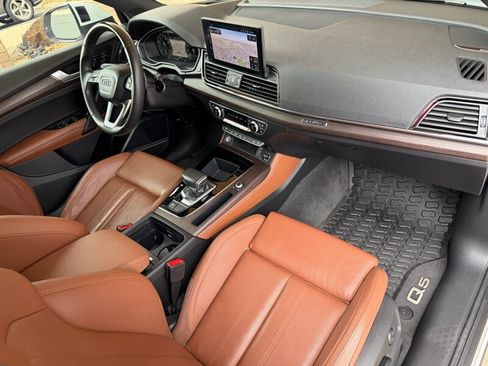 Used 2021 Audi Q5 e Prestige w/ Prestige Package image 7