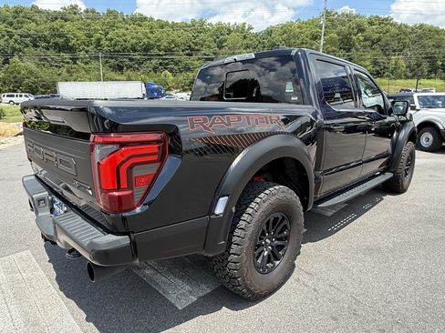 Used 2024 Ford F150 Raptor AWD/4WD image 5