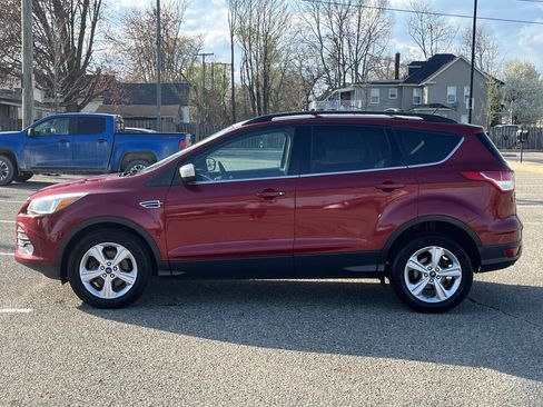 Used 2013 Ford Escape SE image 9