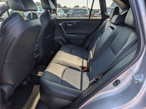 Used 2023 Toyota RAV4 XSE AWD/4WD image 14